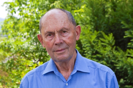 SSie sehen Herrn Heinrich Polczyk, Vorstandsmitglied der Lebenshilfe BGL